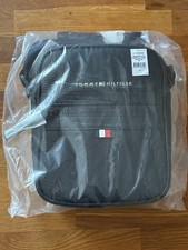 Tommy Hilfiger Essential