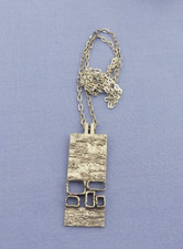 Rechteckiger Anhänger mit