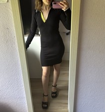 Schwarzes Strick Kleid Mit