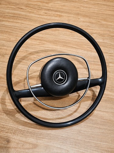 Mercedes oldtimer lenkrad w114 - mercedes,