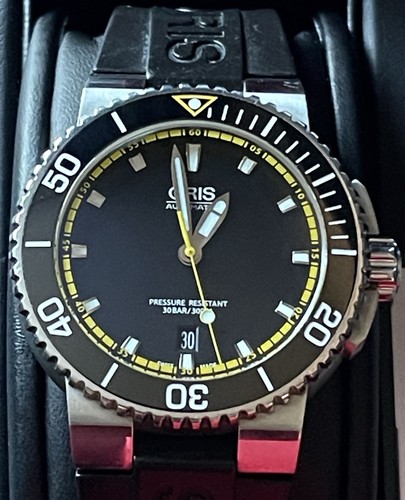 Oris aquis date 43mm - aquis,