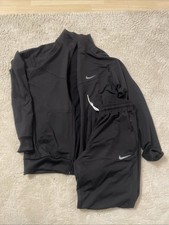 Nicht Orginal Nike Trainingsanzug