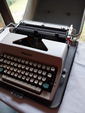 Olympia SM 9 mit Koffer u