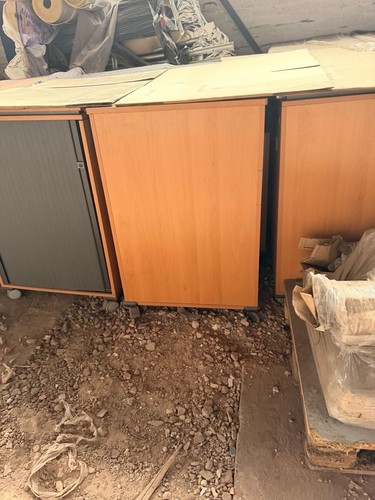 Büro rollladenschrank auf - büro,