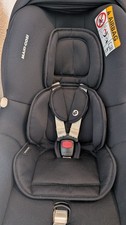 MAXI-COSI CabrioFix i-Size Essential Black Babyschale + Isofixstation 