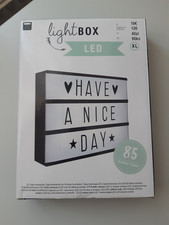 LED Light Box mit 85