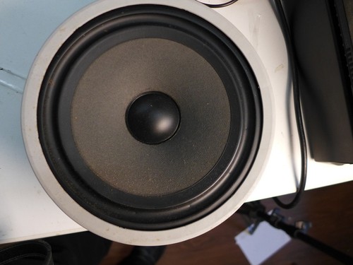 Bowers wilkins w bn - b&w, 2001