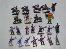 23 bemalte Zinnsoldaten