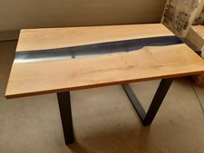  Epoxidharz Tisch in Eiche