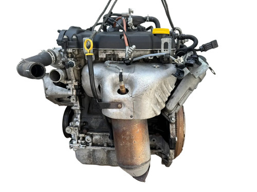 Motor mit anbauteilen - mit,