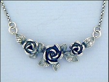 Art Nouveau necklace pendant