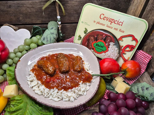 Cevapcici pikanter sauce - cevapcici,
