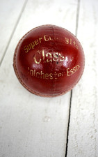 Vintage Cricketball rot -