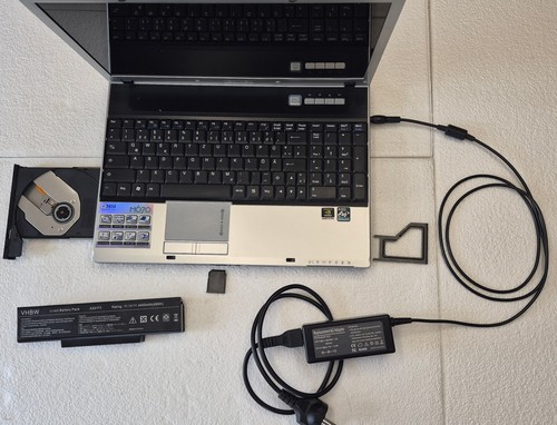 Laptop zoll msi mega - ,