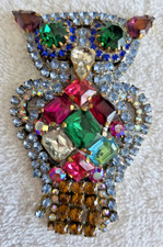 Brosche mit Strass Steinen