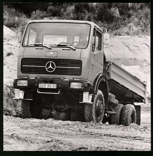 Fotografie lastwagen mercedes - fotografie,