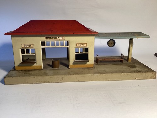 Blechbahnhof aus den - ,