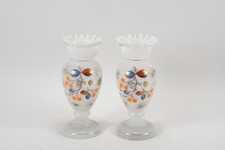 Q15L03- Paar Glas Vasen mundgeblasen und handbemalt Blumen Motiv