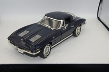 1:18 Chevrolet Corvette Stingray 1963 tiefdunkelblau
