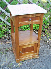 Eleganter Kirschbaum Nachttisch mit Marmorplatte