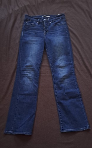 Levis bootcut jeans - levis, jeans,