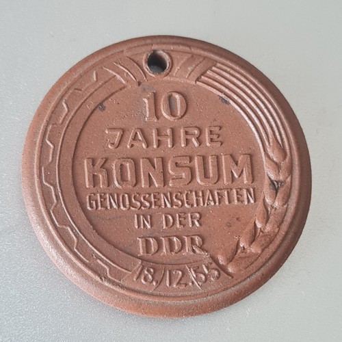 Ddr porzellan medaille 10 - ddr,