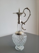 Alte zierliche Glaskaraffe