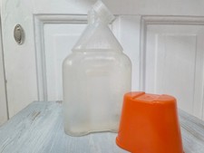 gebrauchte DDR Camping Trinkflasche mit Becher in Orange Plastik Vintage
