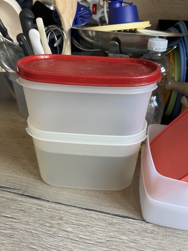 Tupperware set x - 2, eidgenosse