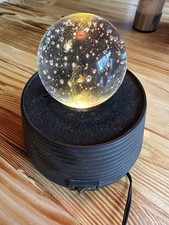 Beleuchtete Glaskugel Mit Farbwechsel