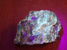 Blauer Bernstein aus Sumatra 