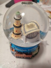 Glas Schneekugel mit Strand