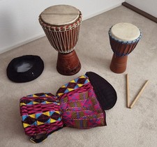 Djembe-Trommeln - groß und klein - Tasche und Schutz und Sticks