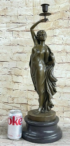 100 reine bronze statue - reine,