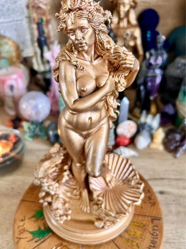 Aphrodite göttin statue - göttin, harz