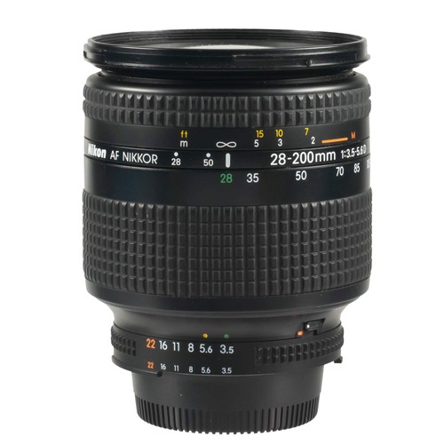 Nikon 200 6 - 28-200/3.5-5.6, d