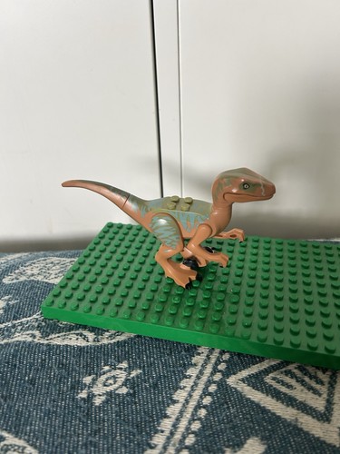 Lego jurassic world nougat - world,