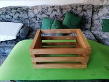 Schallplattenkiste aus Holz zu