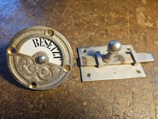 WC-Drehverschluss für