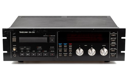 Tascam dat deck studio - da-30, /