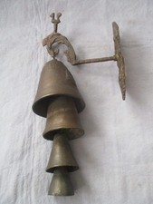 Antike alte  4er Türglocke Schulglocke aus Bronze mit Löwe Pyramide