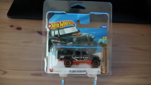 Hot wheels jeep gladiator - wheels,