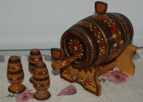Kleines dekoratives holzfass - kleines,