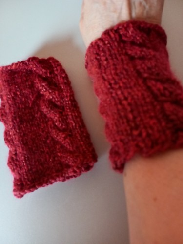 Pulswärmer handgestrickt mit