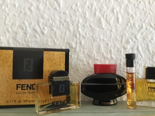Fendi miniatur plus 1x - ,