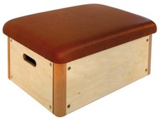 Sprungkasten, Turnkasten, Sprungbock, Turnbock, Springbock, Springkasten, klein