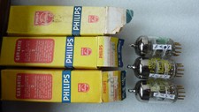 ec88 .   das 3er Set PHILIPS