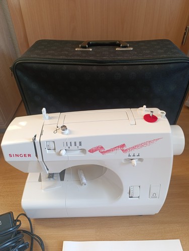 Elektrische nähmaschine - elektrische,