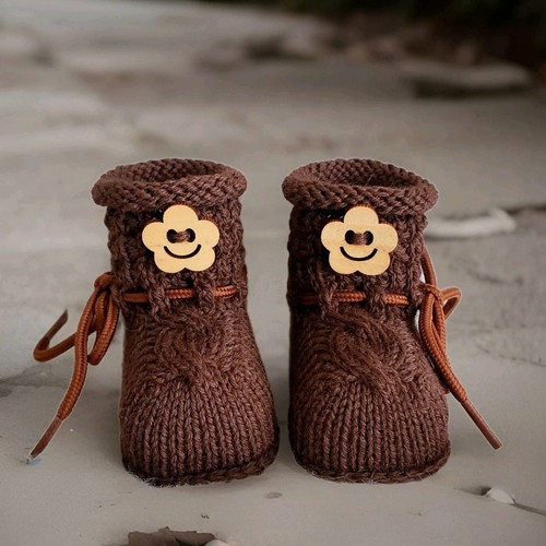 Babyschuhe gestrickt - ❤️,