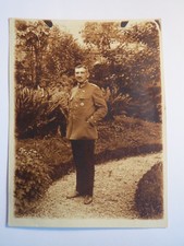 Soldat in Uniform mit Orden